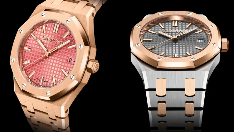 Royal Oak皇家橡樹系列腕錶，34mm，18K玫瑰金/精鋼錶殼，粉色/灰色錶面鐫刻Grande Tapisserie大型格紋裝飾，18K玫瑰金/精鋼錶帶，5800自動上鍊機芯，動力儲存50小時，防水深度50米。品牌提供