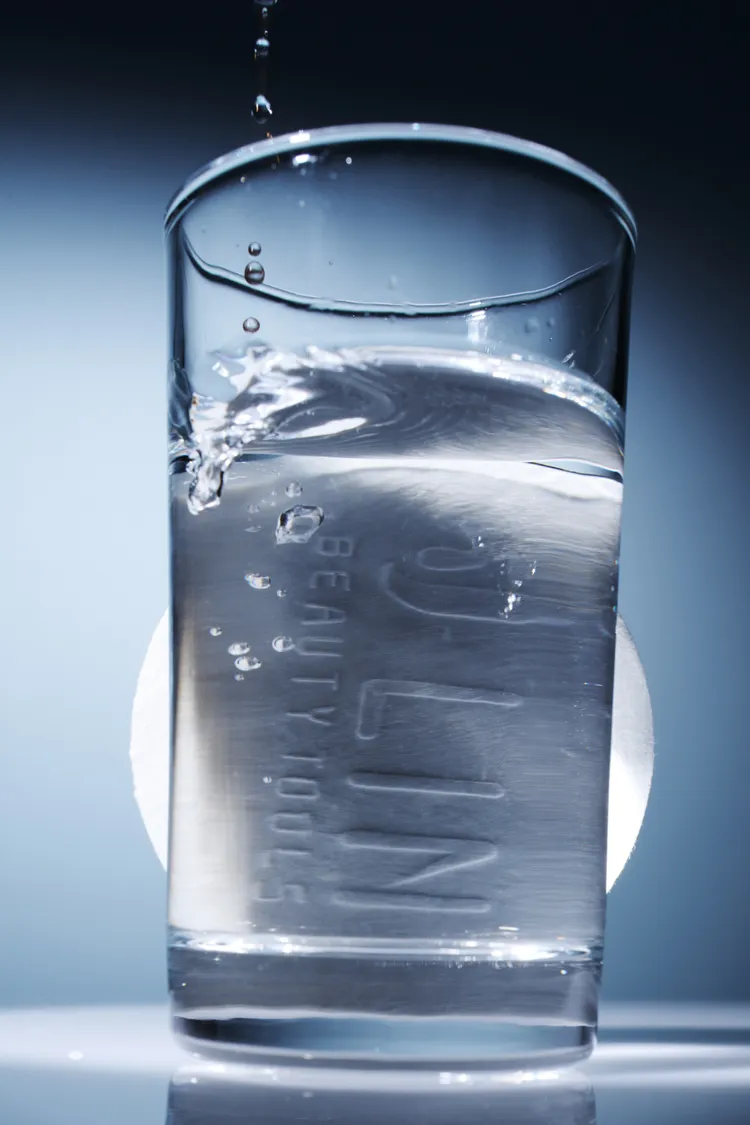 壓縮毛巾泡水即可還原。品牌提供