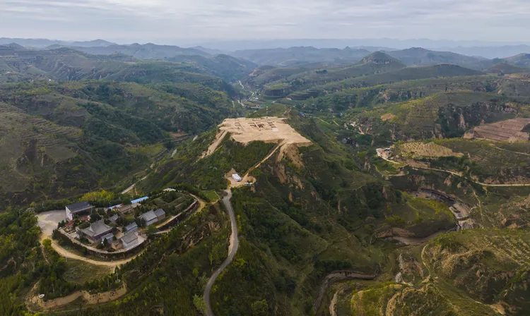 陜西清澗寨溝遺址寨塬蓋核心區。新華社