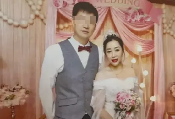 美魔女曾志穎（右）生前打造富裕多金的人設形象。翻攝NewYorkPoliceDepartment