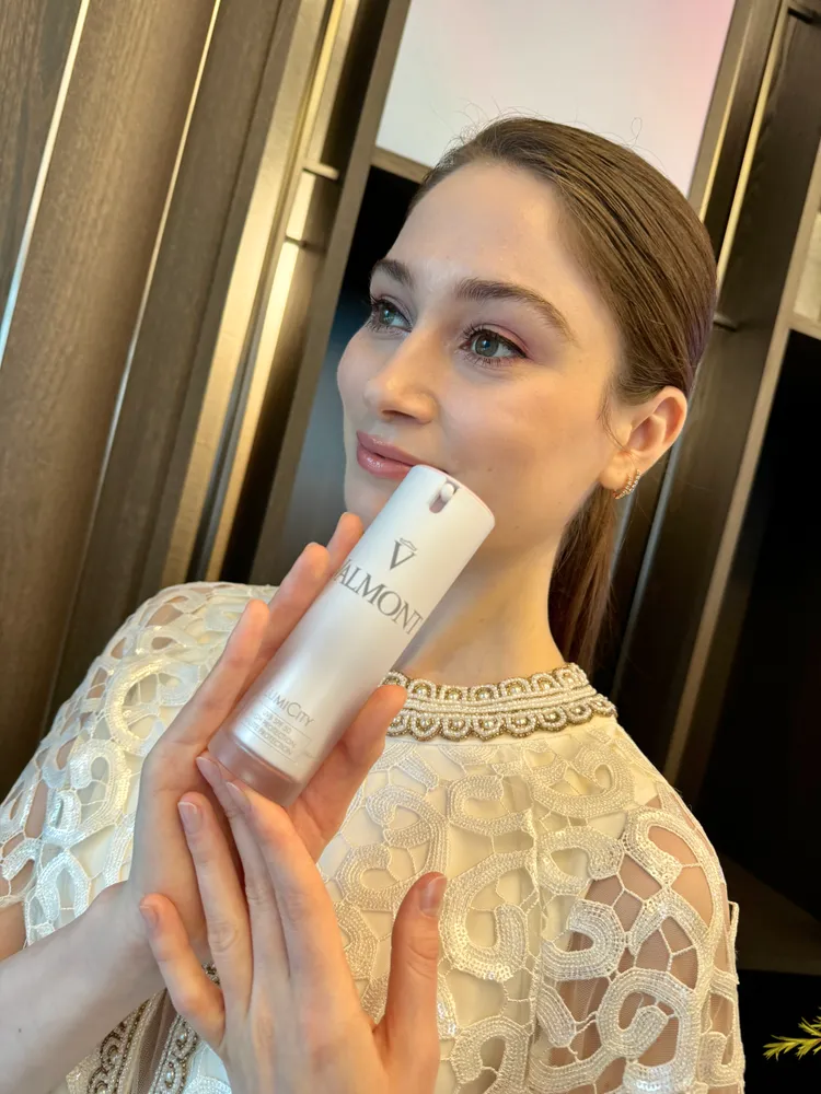 VALMONT煥白造光防曬乳SPF50/PA+++，30ml／6000元。張家玲攝