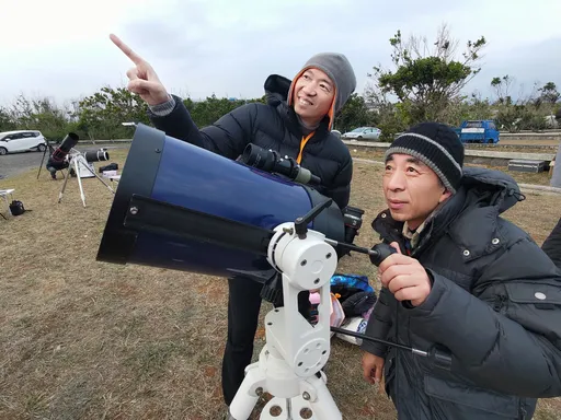 梅西耶馬拉松重回貓鼻頭!重雲徹夜不散 全國30餘天文好手拚肉眼尋星