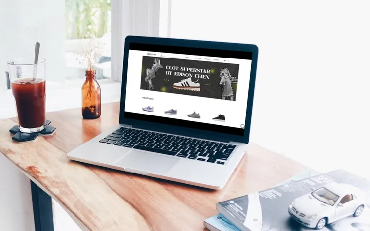 AREA 02歡慶女王節，即日起至3/10，有機會抽中陳冠希潮牌 CLOT 與 adidas Originals 攜手的聯名鞋款。業者提供