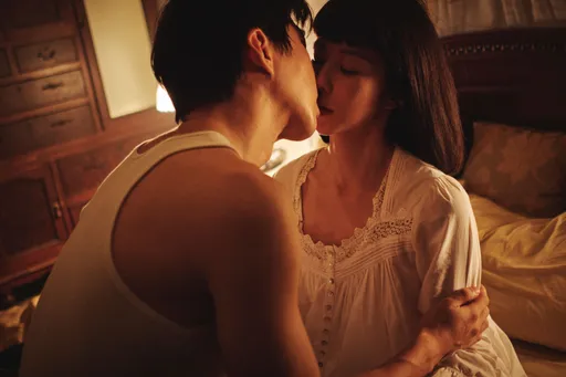 《商魂》開場雙床戲掀話題! 邵雨薇激戰傅孟柏直逼限制級