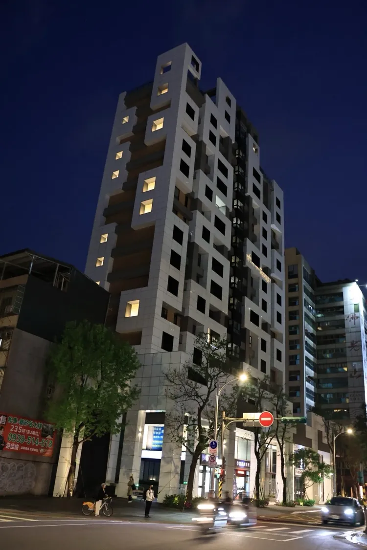 林書豪與張承中位於信義區的豪宅。特勤中心攝