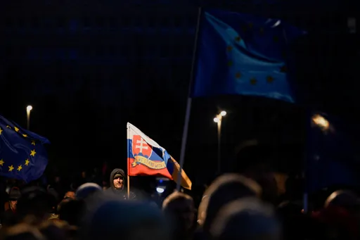 斯洛伐克智庫辦論壇 談台灣對抗中國假訊息