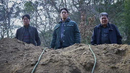 驚悚片《破墓》讓他們發情了 情侶電影院嘿咻還「放聲呻吟」