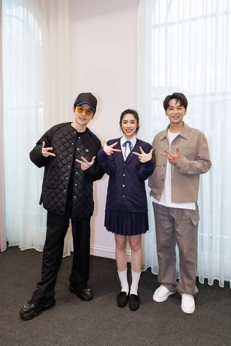 團長牛奶來探班拍攝現場。相信音樂提供