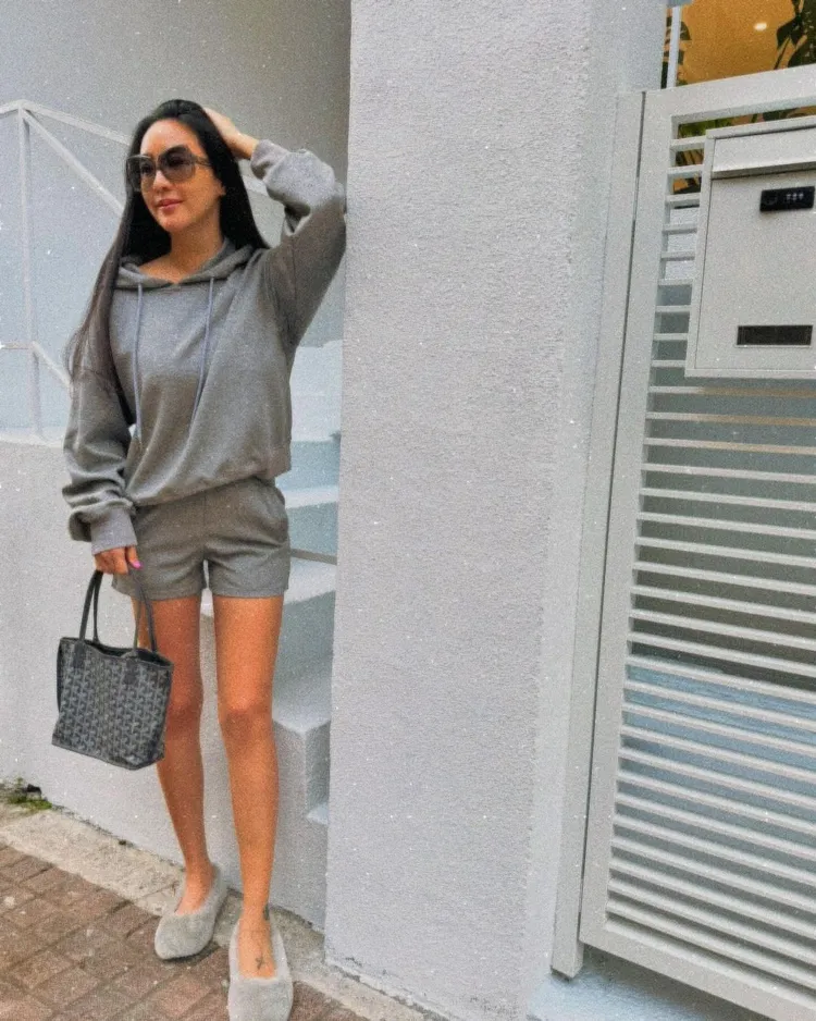 48歲三寶媽的關穎，體態非常好。翻攝關穎IG