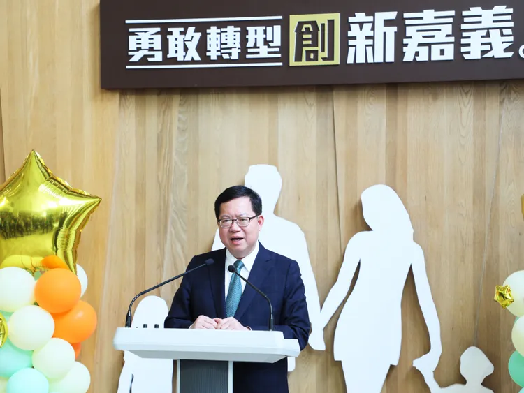 鄭文燦宣布台積電先進封裝廠進駐嘉科園區。縣府提供