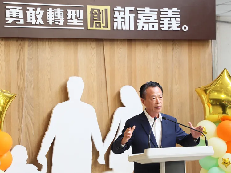 翁章梁指出，台積電進駐為嘉義縣發展翻開嶄新的一頁。縣府提供