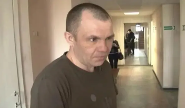 警方逮捕在西伯利亞野外逃亡長達10年的「食人魔」哥魯連科。翻攝TheSun