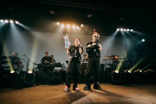 葛仲珊消失5年回歸樂壇 揪小天王ØZI站台竟放膽整人