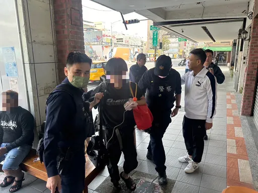 這麼愛縱火!路樹悶燒 毒蟲放火原因超蝦