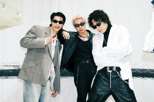 饒舌歌手PSY.P超爽der 合體許光漢ØZI戴墨鏡耍帥險摔傷