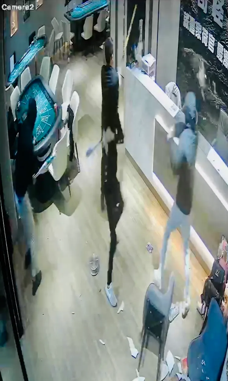 歸仁、仁德去年12月接連發生砸店風波。讀者提供