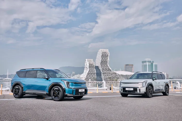 台灣森那美起亞宣布將於第二季，正式導入屢獲全球車壇大獎的Kia EV9全新純電智慧旗艦LSUV。原廠照片