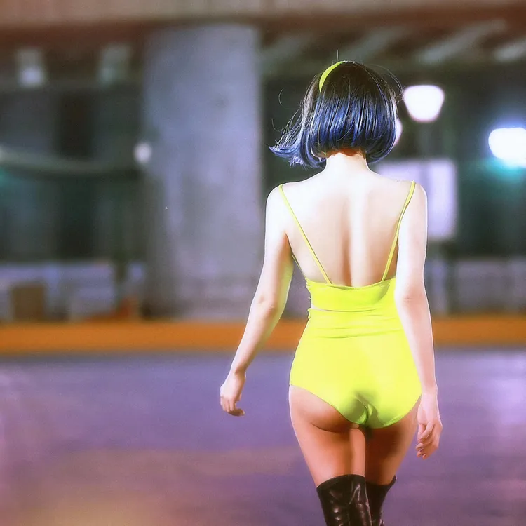 郭鬼鬼辣曬美背屁股蛋。取自郭鬼鬼臉書