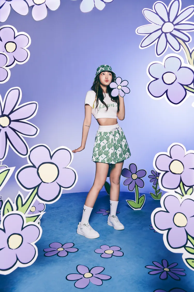 王淨秀出超狂A4腰。品牌提供