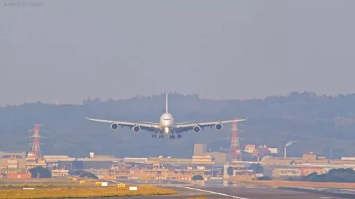 桃機跑道打結塞爆! 財經大佬語重心長:台灣機場建設落後