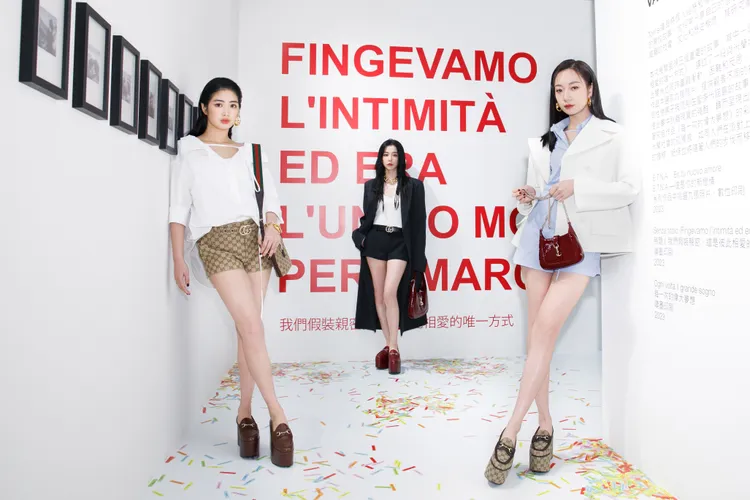 Julia吳卓源（右起）、邵雨薇、雷嘉汭今出席「GUCCI ANCORA時尚藝術特展」。GUCCI提供
