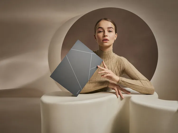 全新升級的ASUS Zenbook S 13 OLED鍵盤也配置Copilot鍵。華碩提供。