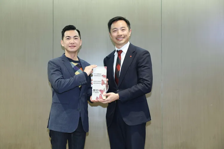 2023年星展基金會「亞洲商業影響力大獎」得主「鉅田潔淨」實踐廢棄物再生，研發可自行分解的食用容器。