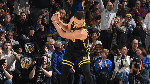 爆乳太吸睛「NBA派柯瑞封杀」 辣妹身分曝光!陪1小时收2.8万元