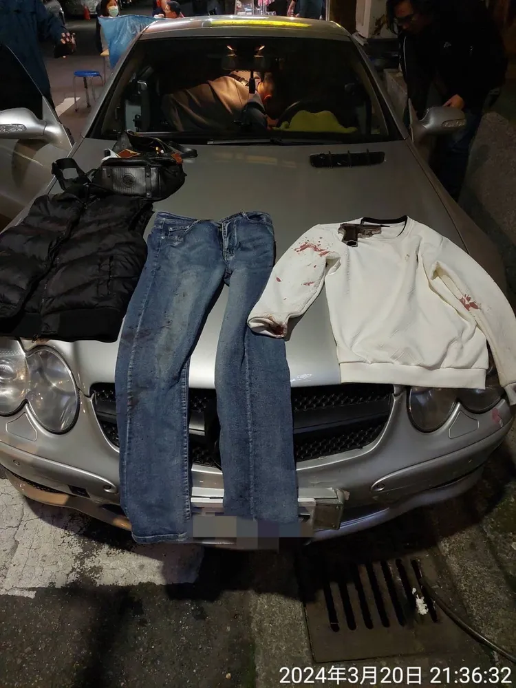 警方起獲李男犯案的衣物。翻攝畫面