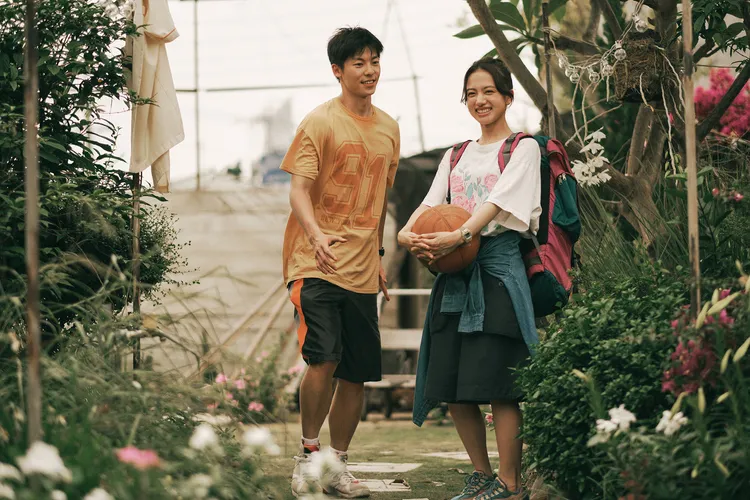 許光漢（左）、清原果耶戶選片中心動時刻。翻滾吧男孩電影股份有限公司提供