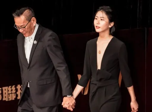 龍劭華71歲冥誕 愛女憶催淚互動「車子賣了,但你還開著」