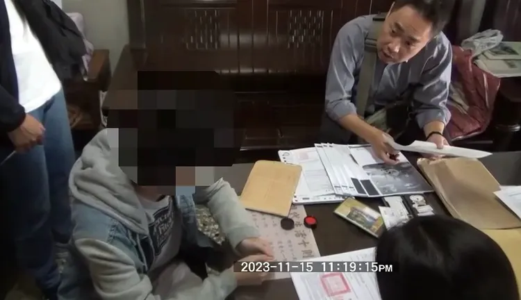 警方拘提張男到案。翻攝畫面