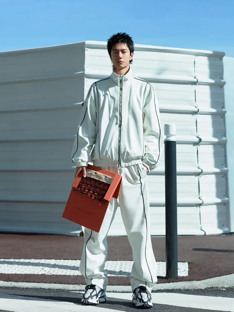 網友表示王一博根本是日本漫畫中的運動系帥哥。翻攝王一博工作室微博