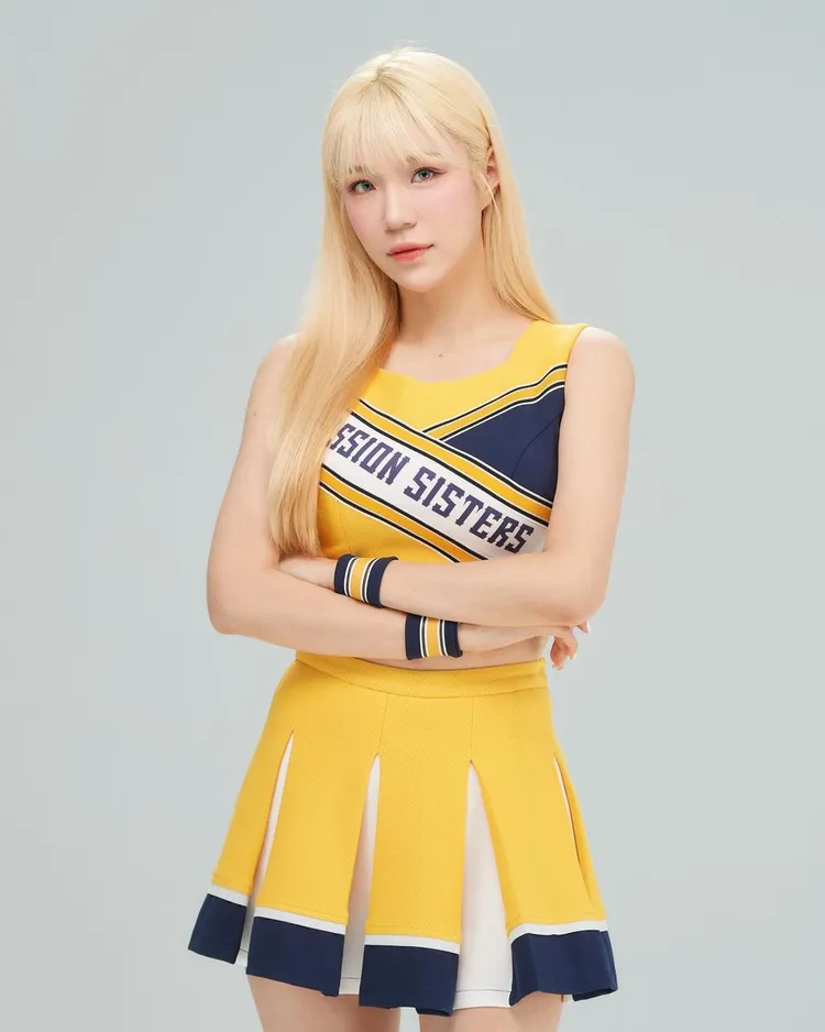 李丹妃有一頭迷人金髮。  翻攝IG