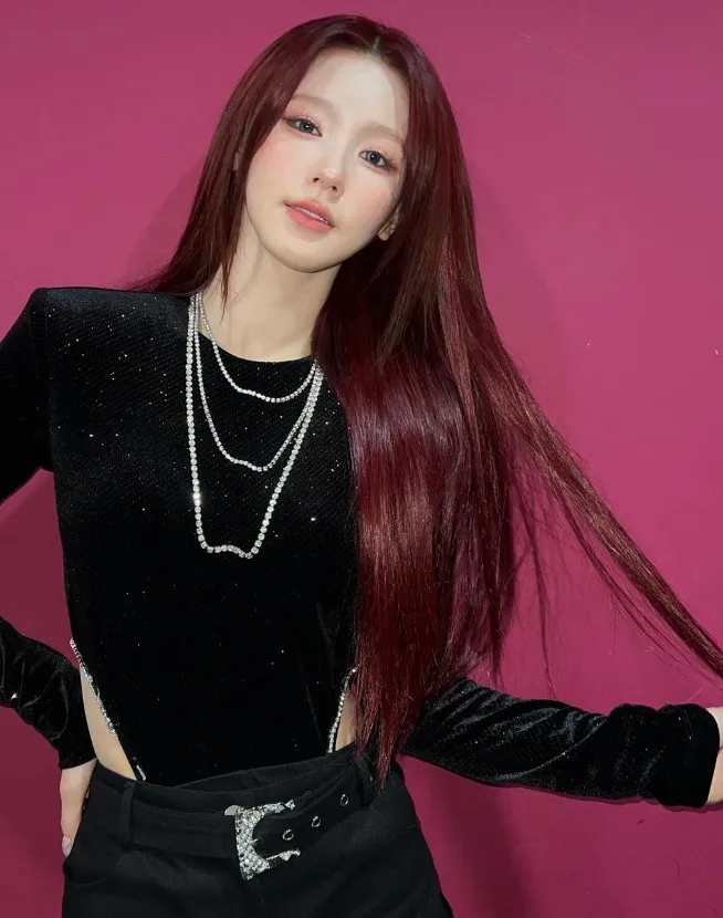 曹薇娟差點成為BLACKPINK的第5位成員，後來以(G)I-DLE一員出道。翻攝曹薇娟IG