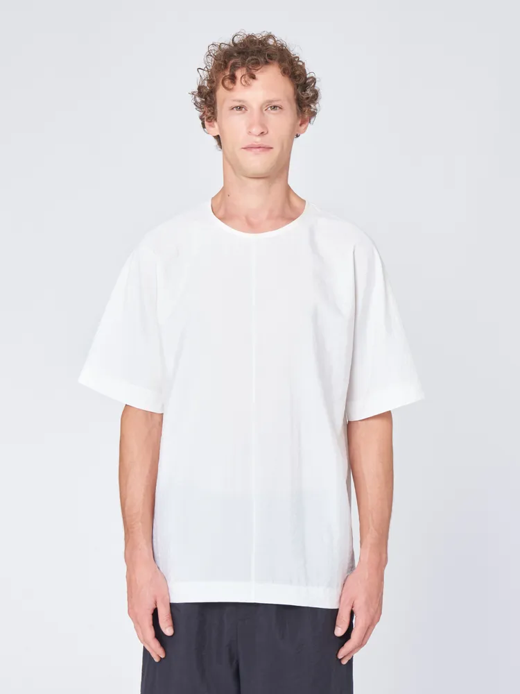 kaimana t恤（白色），1萬6500元。品牌提供