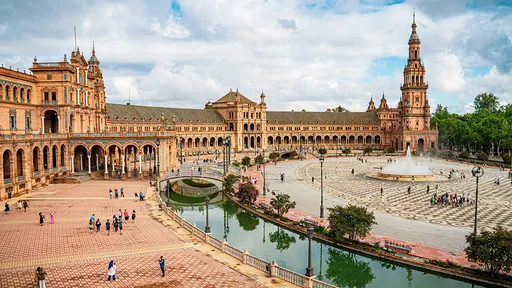 度假勝地餐廳收「陽光費」戶外用餐多付345元　在地人都怒了