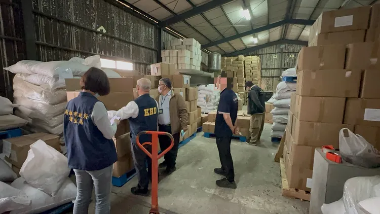 高雄地檢署3月1日接獲高雄市政府衛生局通報，轄內廠商所製造產品經檢出含有「蘇丹紅」。市府提供