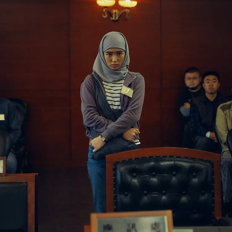 雷嘉汭在《八尺門的辯護人》中扮演印尼少女。翻攝雷嘉汭IG