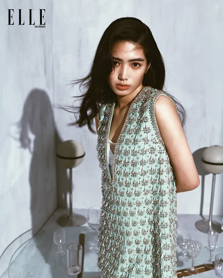 雷嘉汭拍攝《ELLE》封面。《ELLE》提供