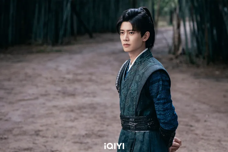 任嘉倫飾伍賡，被復活成奴隸阿狗。愛奇藝國際站提供