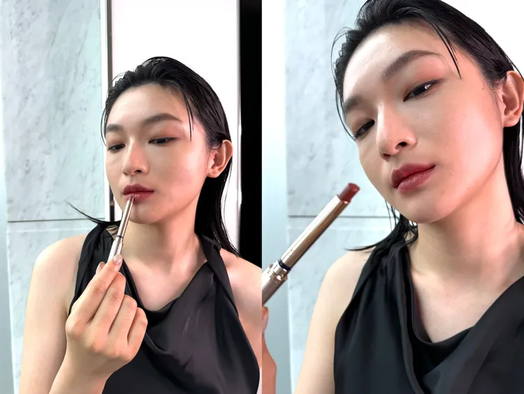 Model示範雅詩蘭黛耀眼出色細管唇膏-釉光#404。張家玲攝