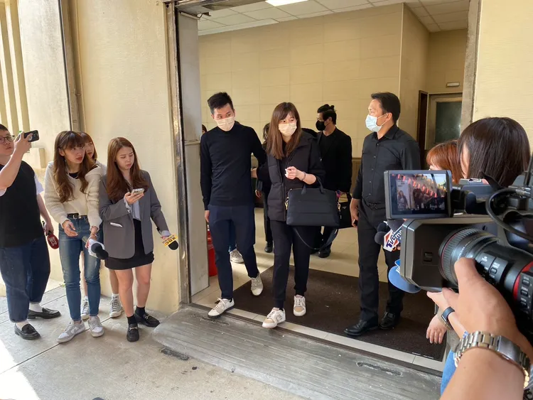 楊姓死者女兒表示心情很沉重悲痛，但相信檢警、司法一定可以給他們家屬一個交代。曾佳俊攝