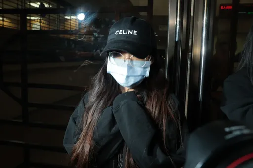 阿沁愛妻持毒無保請回！　花花鞠躬道歉「個人行為和老公無關」：會好好面對錯誤