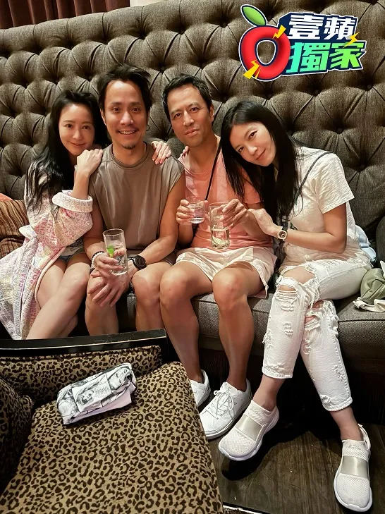 關穎與林熙蕾是姊妹淘，2人的老公也熟識，4人在新加坡聚會。