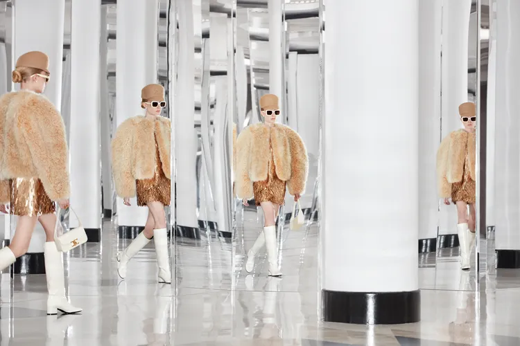CELINE 2024冬季女裝。品牌提供