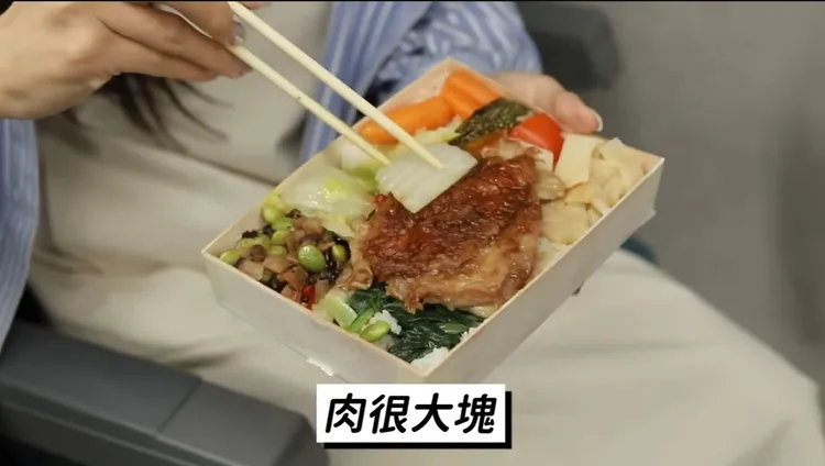 脫北正妹金西雅來台體驗台灣生活，大讚「北韓絕對不能比較」。翻攝《KT story》的YouTube頻道