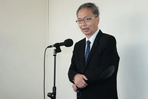 衛福部報告遭立院退回 薛瑞元願為兒虐案向家屬道歉