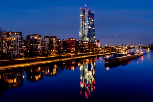 歐洲央行利率按兵不動　預測通膨2025年重返2%目標