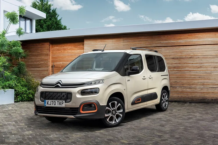Citroen Berlingo指定車型提供首年免牌照稅、燃料稅，再享高額0利率財務專案。原廠照片